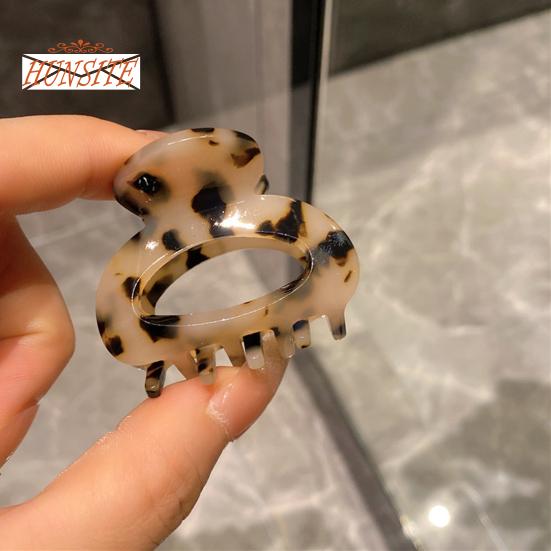 Mini Hair Clip Women Girls Anti-slip Leopard Print Strong Claw Contrast Color Hair Claw Barrette Crab Hairpin Styling Claw Clip Hair Accessories