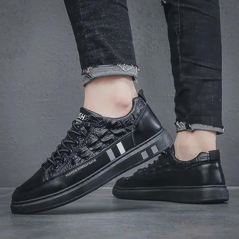 White Crocodile Pattern Leather Sneakers for Men - 2021 Autumn Casual, Versatile, and Non-Slip Soft Sole Shoes.