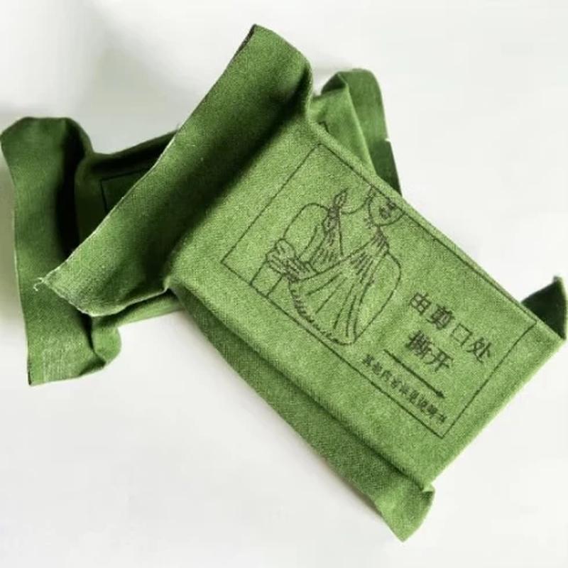 Compressed Sterilized Triangular Bandage