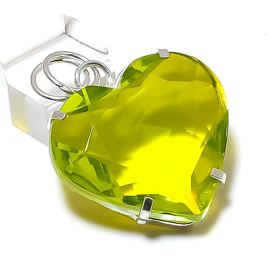 

Natural Peridot Gemstone Handmade 925 Sterling Silver Jewelry Pendant 1.77 s2J37