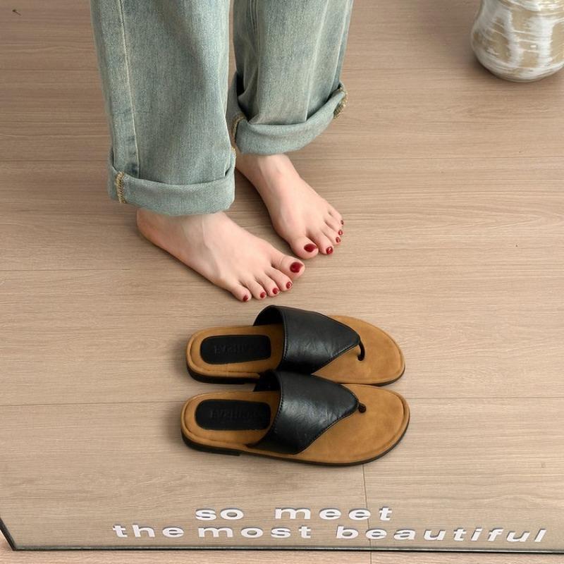 

Retro flat toe cool slippers summer new seaside beach shoes with skirt simple flip-flops 35 чёрный