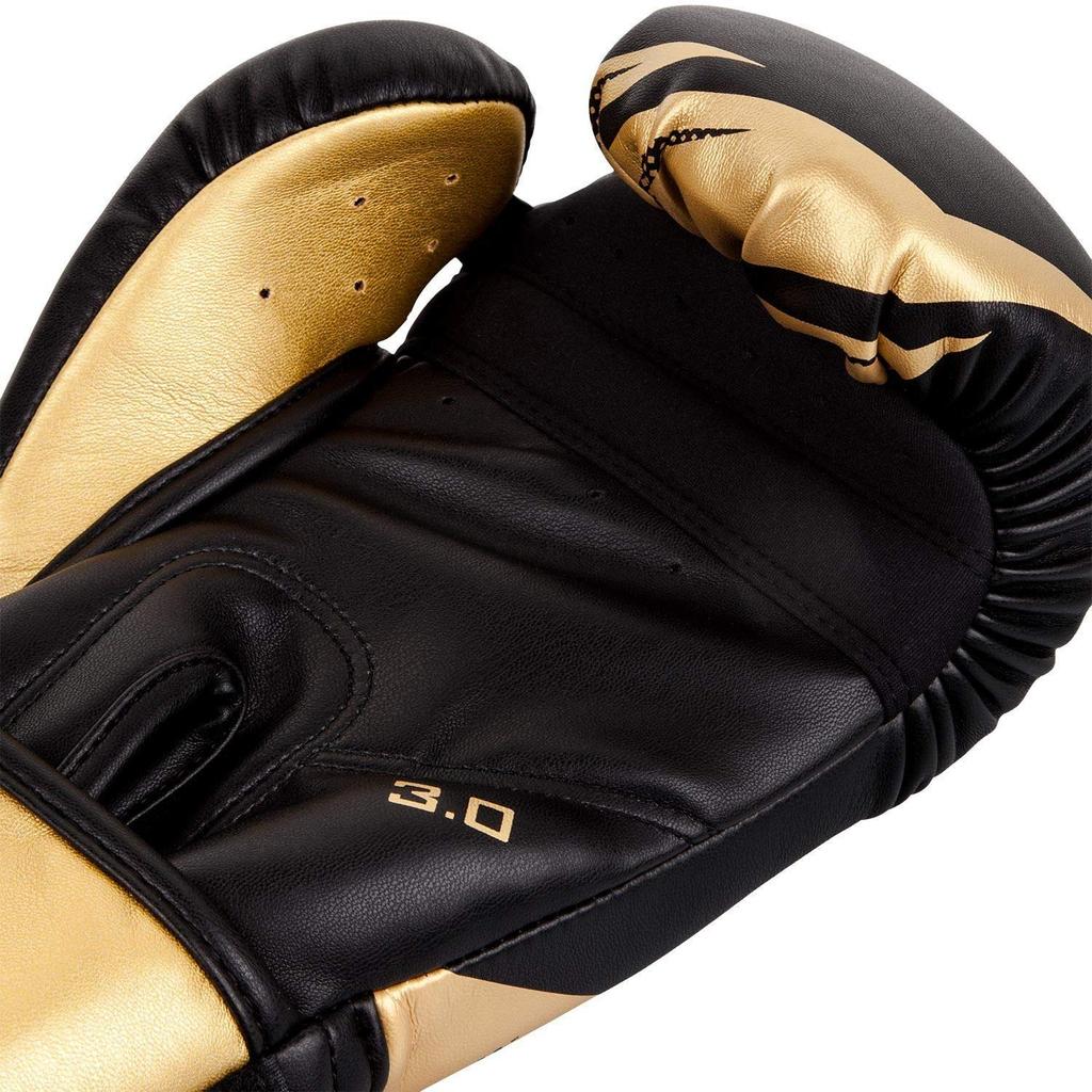 VENUM Challenger Boxing Gloves 3.0 (Black/Gold, 16oz)