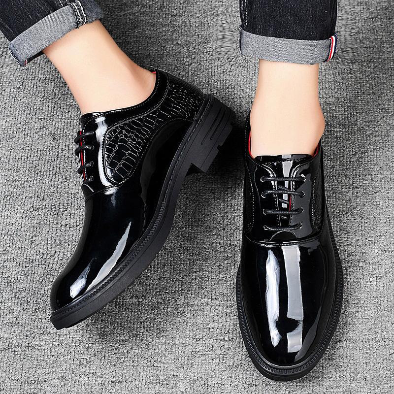 Scarpe da uomo in pelle a punta stringate nere rosse scarpe oxford formali in pelle da uomo scarpe basse da abito da lavoro da uomo scarpe da matrimonio da uomo