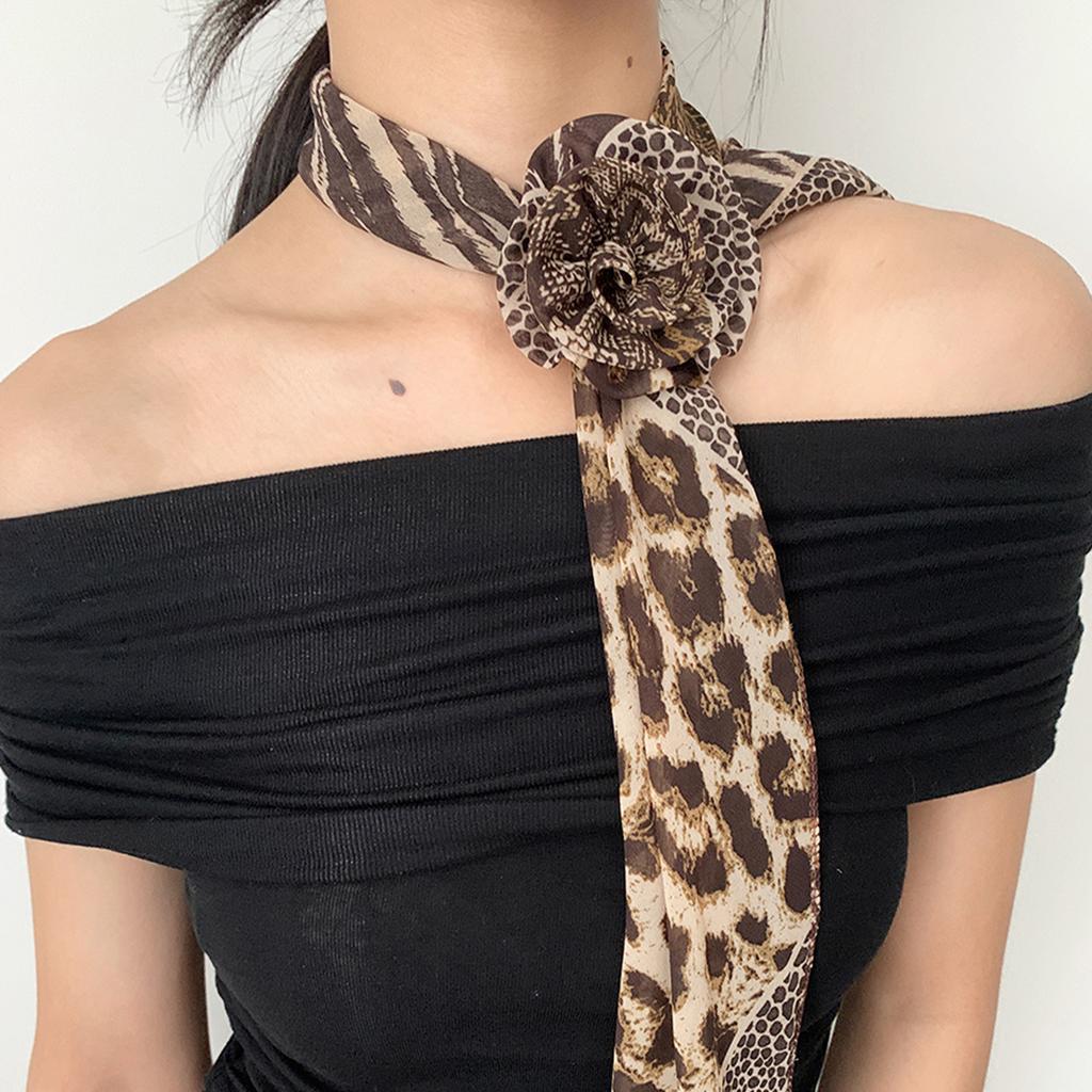 Vintage Western Style Brown Rivet Belt Female Niche Design Flower Waist Rope with Skirt Jeans Waist Seal Accessories