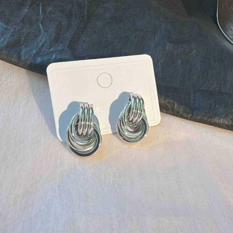 Vintage Gold Color Circle Knot Stud Earrings For Woman Fashion Metal Multilayer Geometric Earrings Jewelry Party Gifts