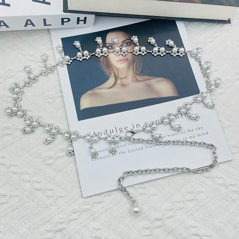

Silver Metal Waist Chain With Water Crystal Embellishments For Women Casual Festival Wear