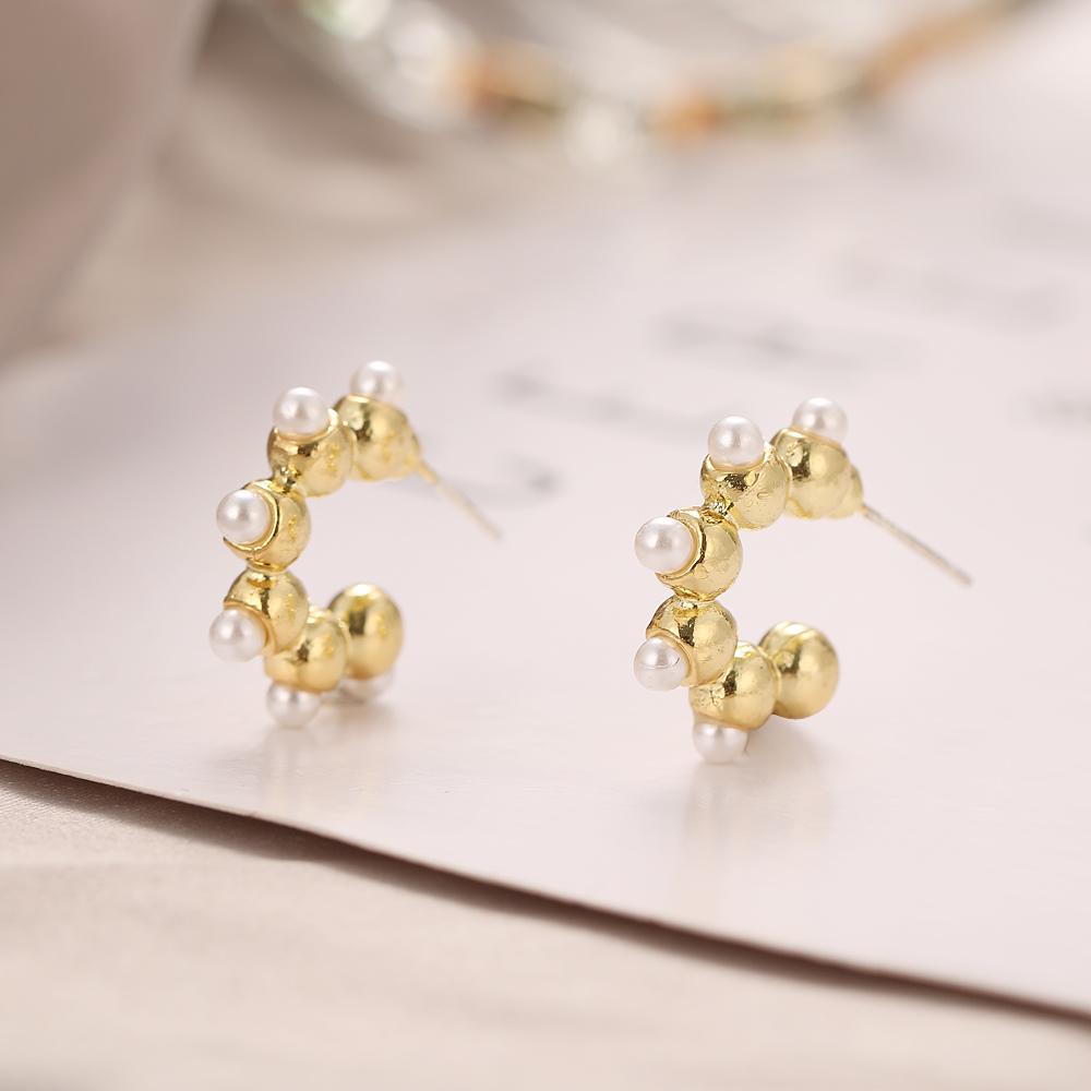 Simple Creative Exaggerated Pineapple Love Heart-shaped Geometric Chain Earrings Women Personality Geometric Girl Earrings