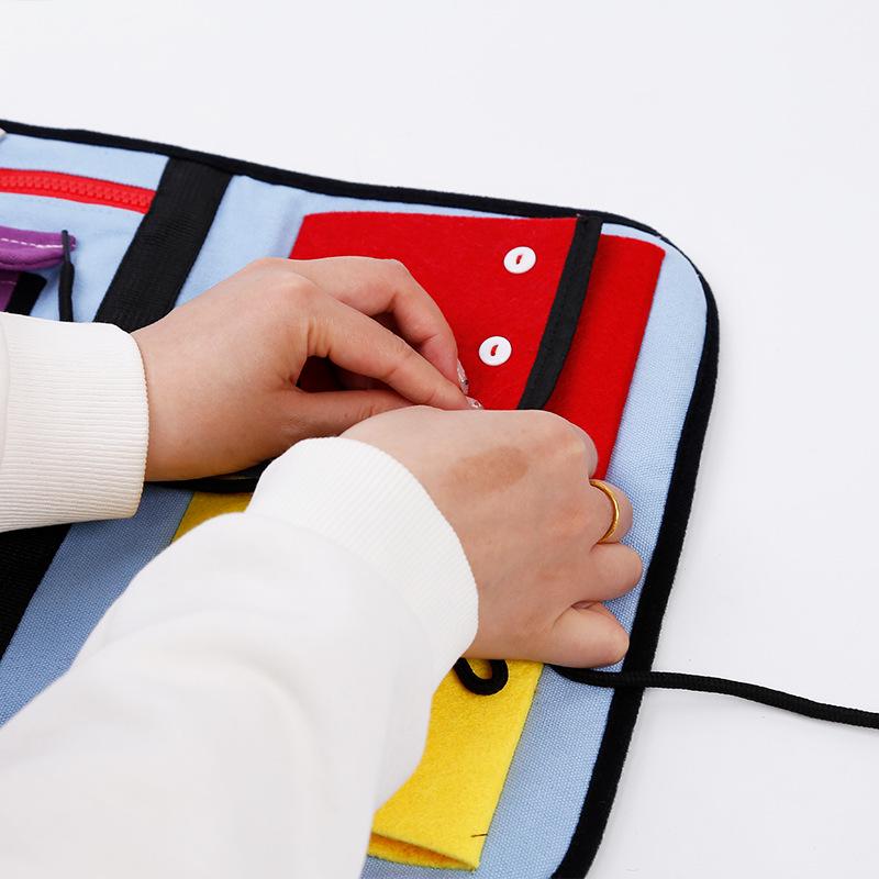 Alzheimer's Sensory Stimulation Blanket for Emotional Soothing and Training