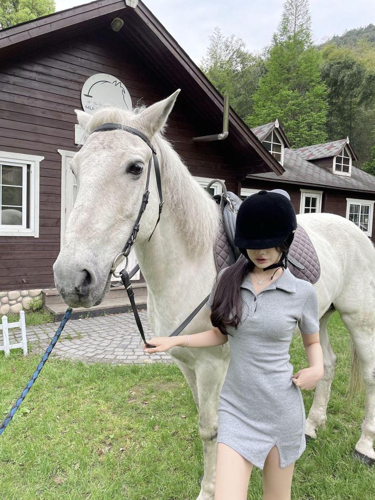 2022 Korean Slim Fit Polo Collar Bodycon Dress for Petite Sizes