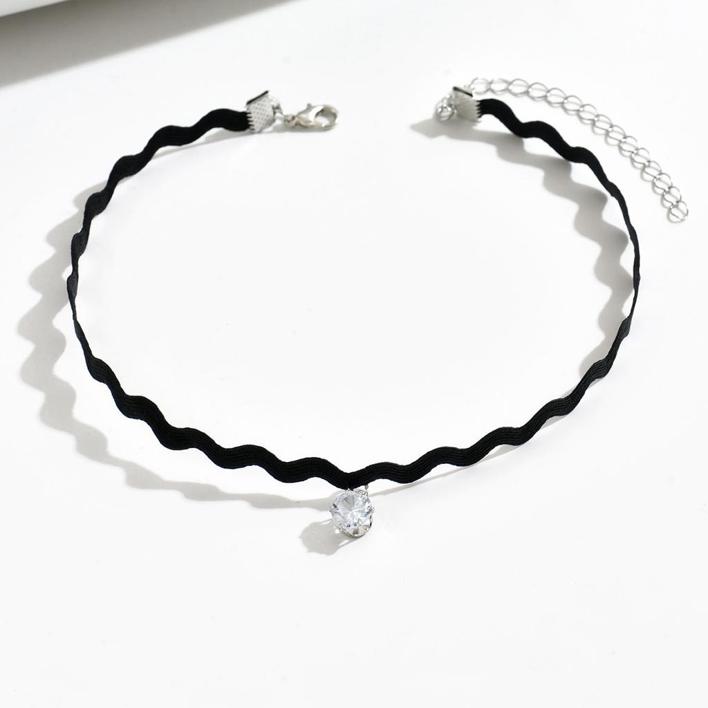 Hot-selling Choker Collar Combination Gothic Dark Wind Short Pendant Multi-layer Necklace Stacked Necklace