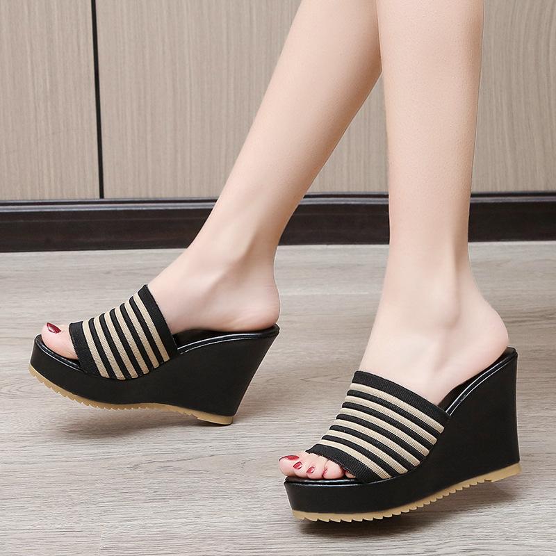 Women's Summer Clip On Outdoor High Slope Heel Slippers Casual Striped Pattern Thick Sponge Sole Vacation Sandals 35-40