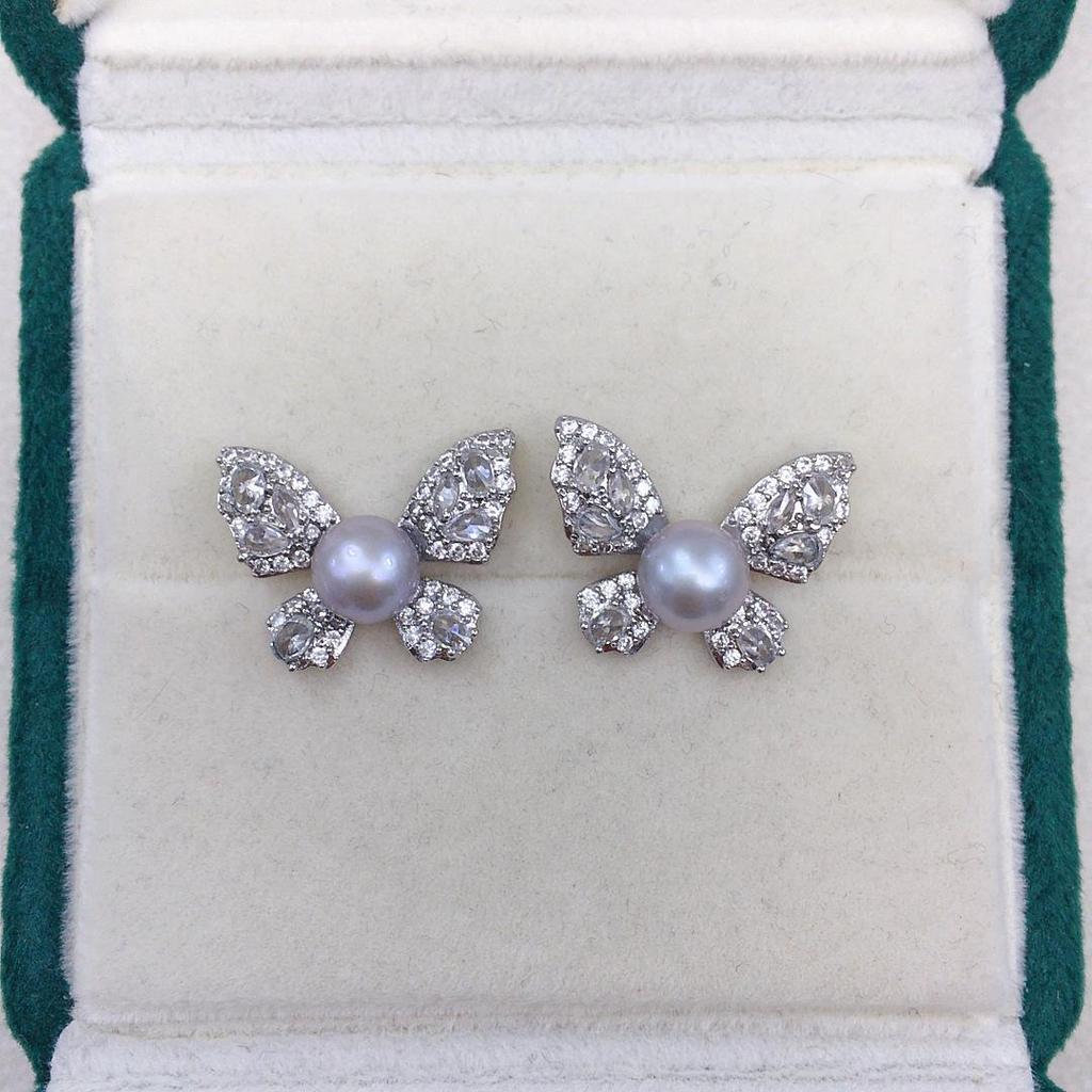 Zhuji Freshwater Pearl Stud Earrings – Women's Diamond Butterfly Design