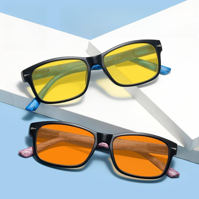 New Fashion Square Frame Wood-Grain Legs Anti-Blue Light Glasses Gaming Phone and Computer Eye Protection Eyewear Unisex