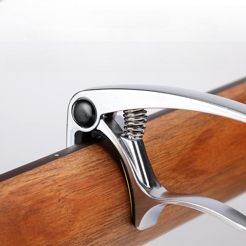 1pc Metal Acoustic Guitar Capo Clip Plastic Clamp with Changing Strings Tools Wood Classic Electric Guitar and Ukulele Universal