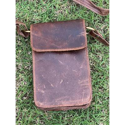 Handgemachte schlanke Handytasche aus Büffelleder, Reisetasche, Leder-Sling-Tasche, Umhängetasche, Seitentasche, Handytasche