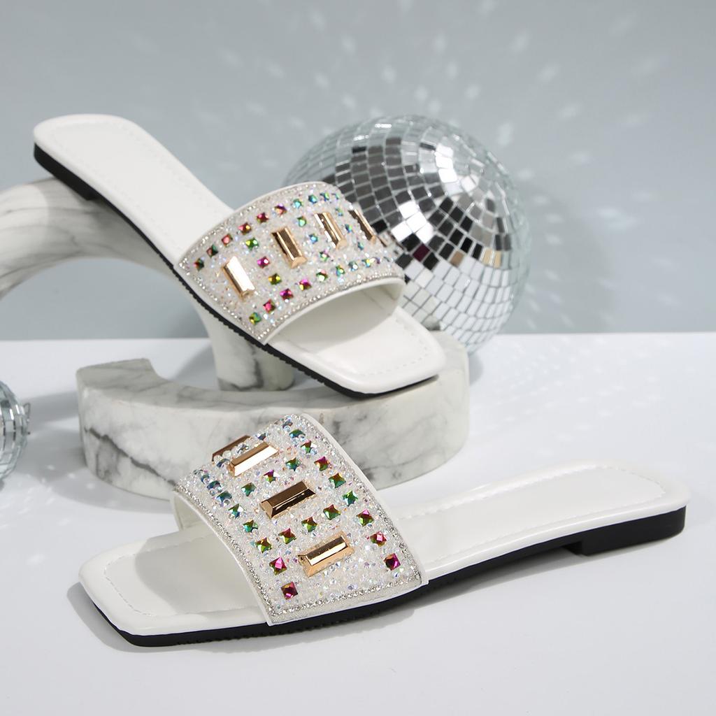 [Foreign Trade] Xiaoxiangfeng Slippers Women's Summer Wear Fashion Flat Bottom Pearl Soft Bottom French Sandals Beach