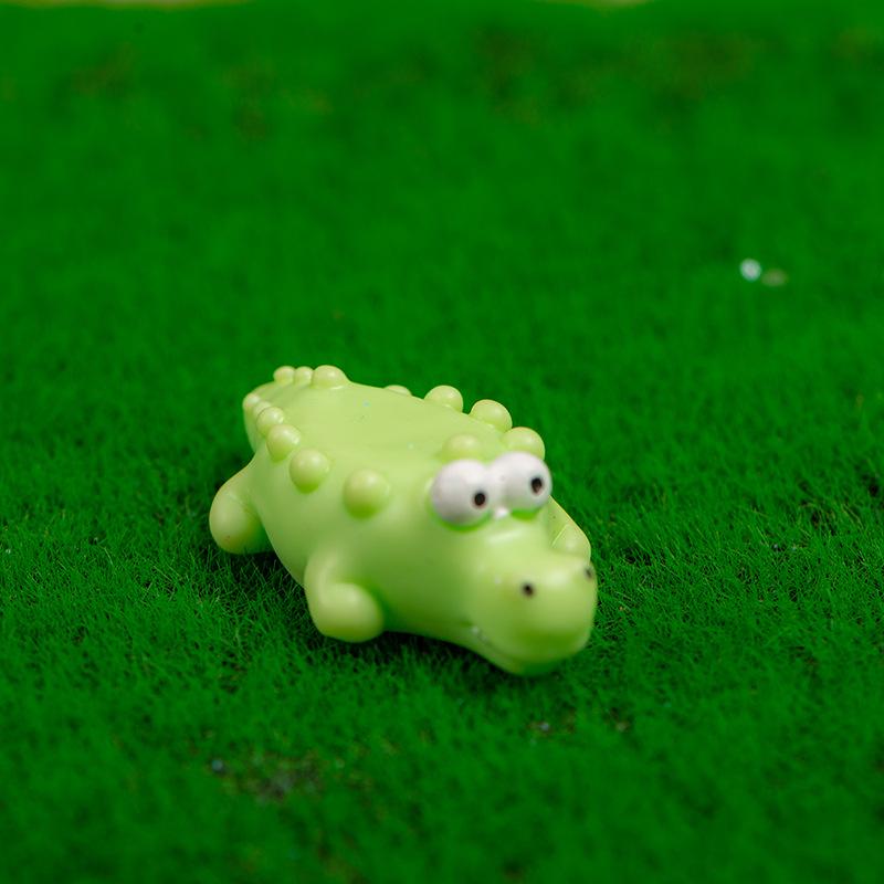 Miniature Cartoon Capybara Model Figurine Desk Garden Landscape Ornament Resin Craft Home Office Decor Car Desktop Decor Gifts