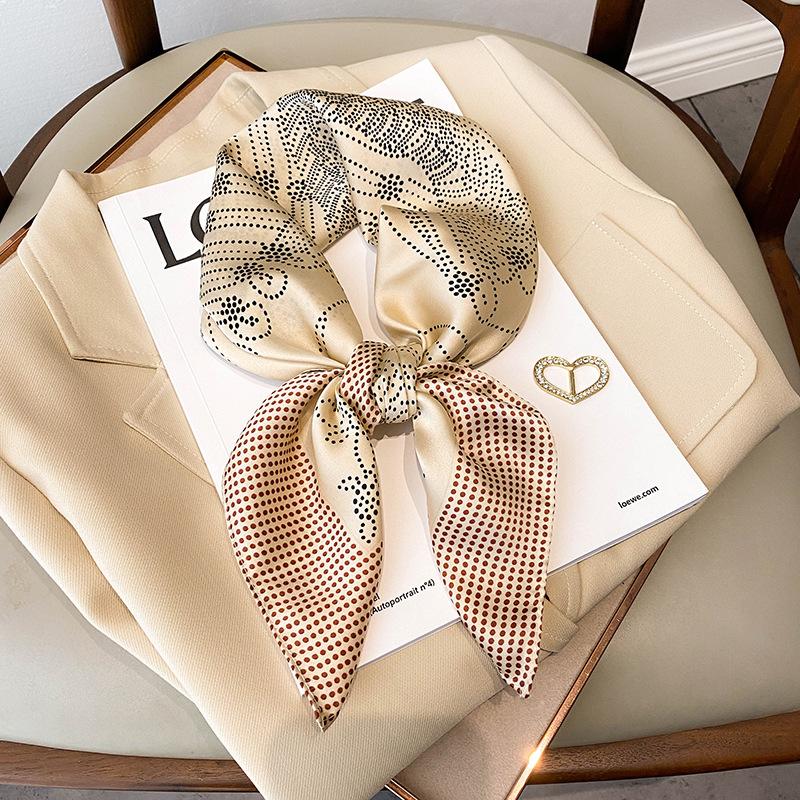 

2204 Новый модный маленький квадратный шарф для тепла весной и осенью, солнцезащитный крем, шаль, шарф двойного назначения, профессиональный шарф, платок на голову 70*70cm