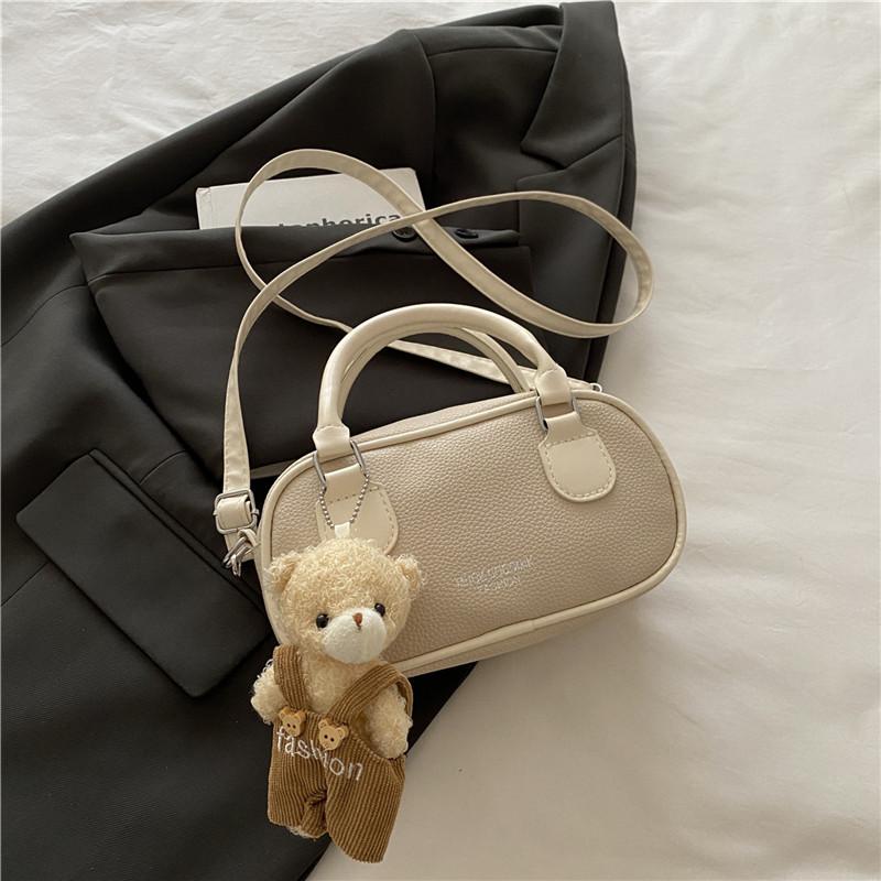 Hot Sale Trend Simple Fashion Niche Litchi Pattern Portable Bowling Bag Commuter Casual Versatile Messenger Bag