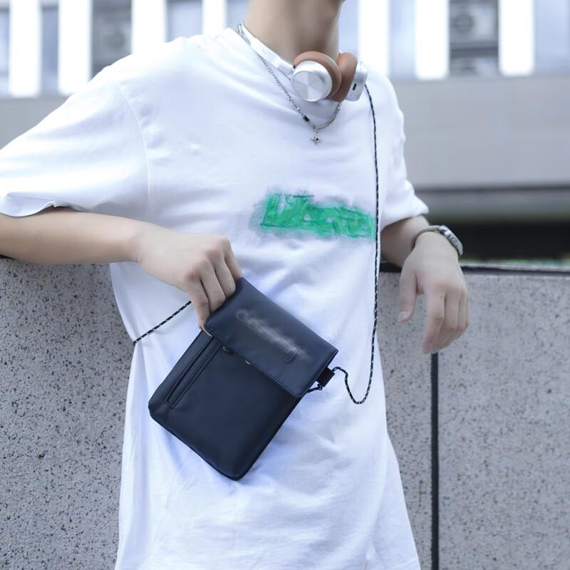 

Samsonite DS-14202L Mini Crossbody Phone Bag & 8-Piece Nail Kit Bundle