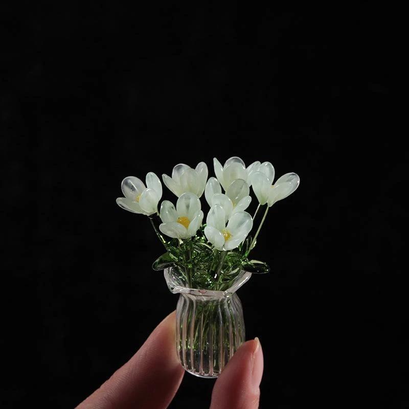 Glass Flower Bouquet with Vase Hand-Blown Mini Flower Decoration Home Living Room Handmade Simulation Floral Ornament with Stem