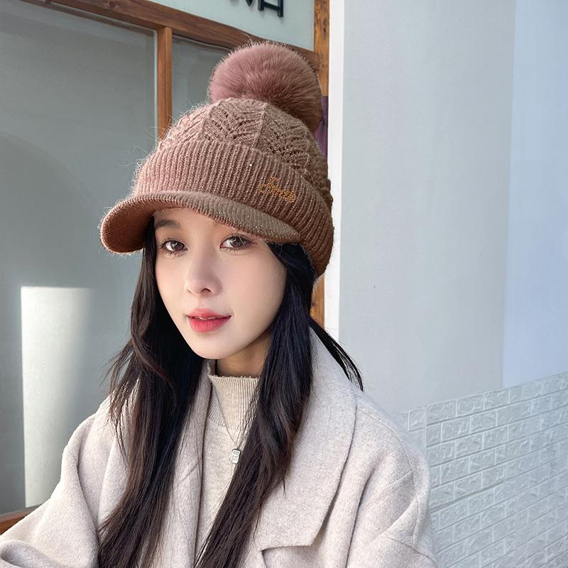 Women's Knitted Hat Warm Ear Protection Autumn and Winter Solid Color New Knitted Hat
