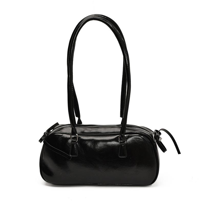 Underarm bag women's large-capacity new fashion niche design shoulder handbag women's new baguette bag