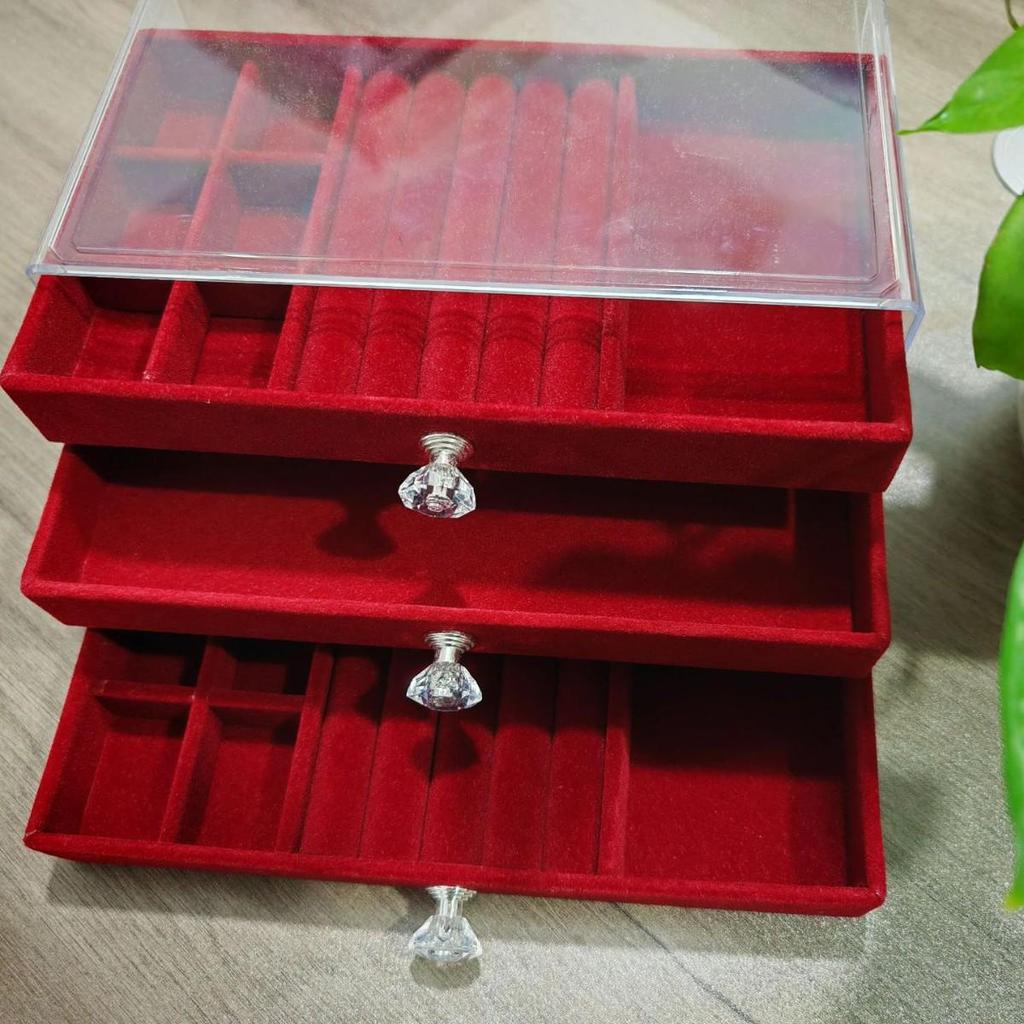 Triple-Layer Velvet Jewelry Box: Dustproof Drawer-Style Organizer and Decorative Storage