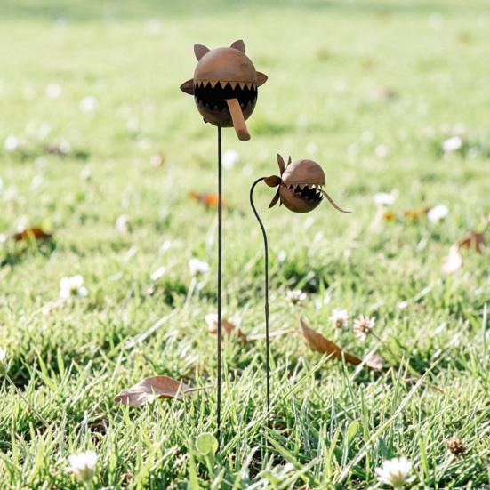 Metal Carnivorous Plant Garden Stake, Large Venus Flytrap Plant Sculpture, Outdoor Decorative Yard Art for Flower Beds, Patios,