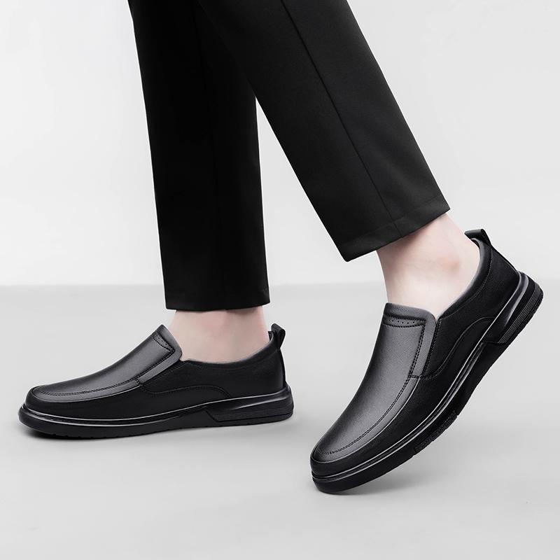 Fashion Luxury Brand Slip On Male Boat Shoes Genuine Leather Men Shoes Casual Non-Slip Formal Mens Loafers Moccasins Italian Male Flats