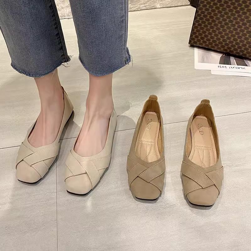 Single shoe girl 2025 new spring and summer fairy style gentle soft-soled flat shoes shallow mouth versatile Doudou shoes woman