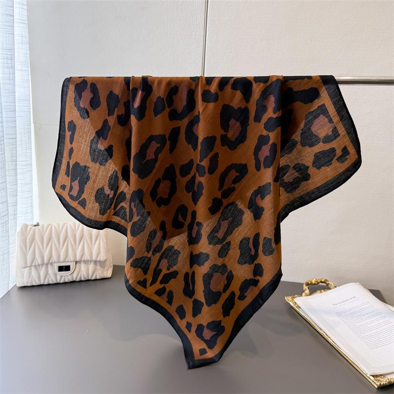 Leopard Pattern Charm Herringbone Cotton Linen Small Square Scarf Silk Imitation Velvet Headscarf Shawl Sunscreen Women