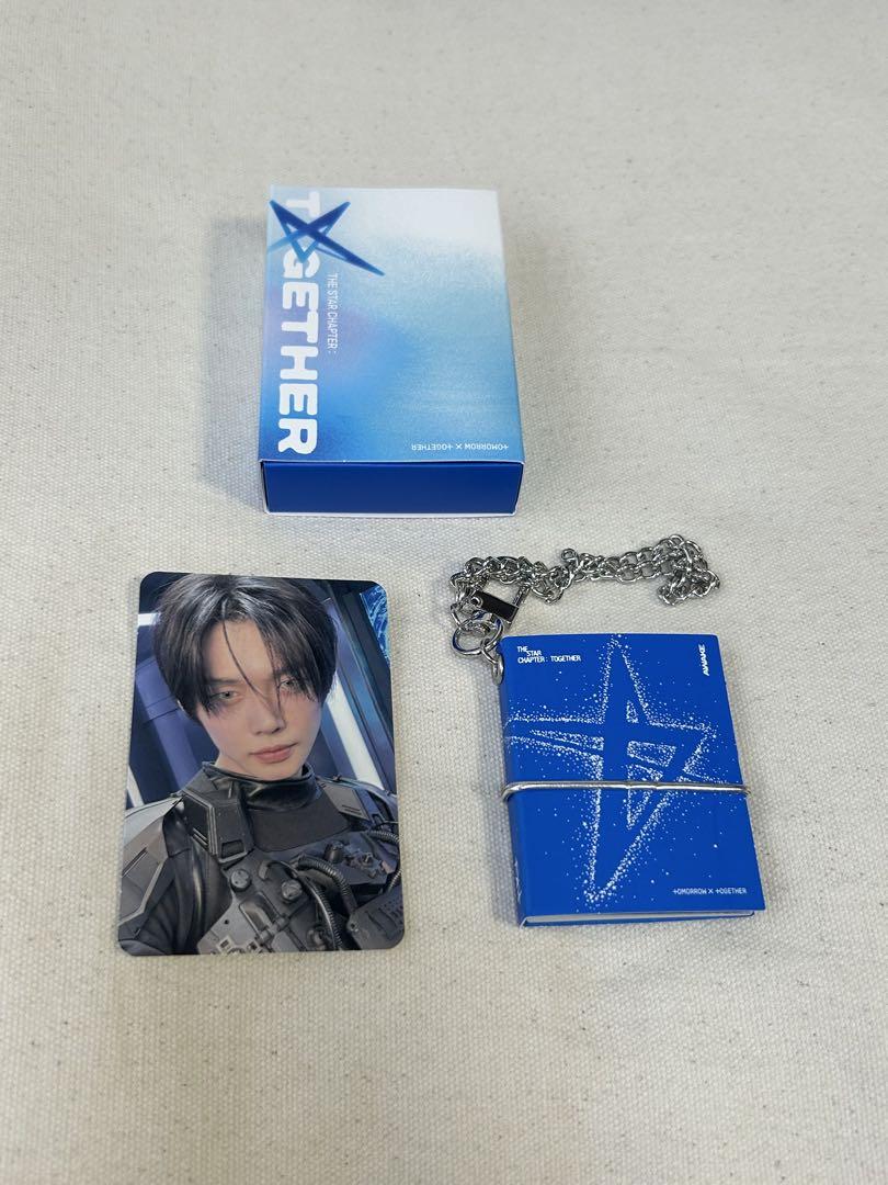 

[Б/У] TXT TOGETHER Мини-книга Брелок AWAKE Ёнджун