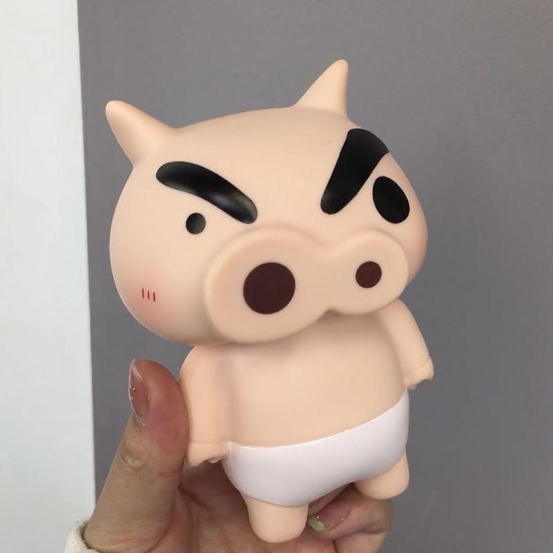 

Cartoon Crayon Shin-chan Figurines Desktop Ornament Christmas Shizuka Xmas Tree Shape Cute Dolls Figurines Decor New Year Gifts