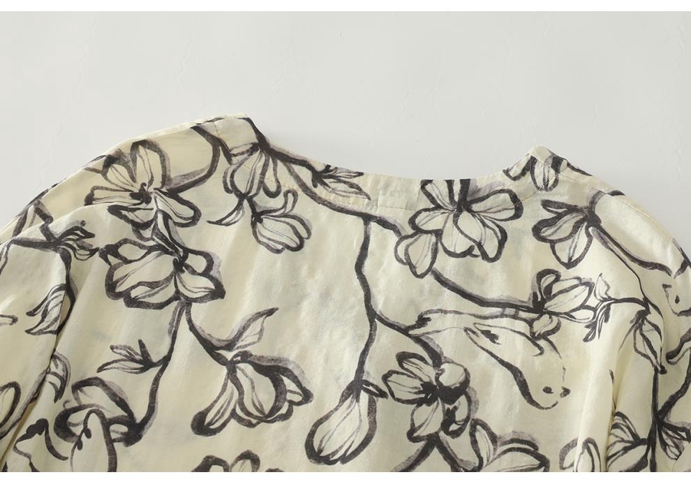 Autumn 2025 Floral Retro Style V-Neck Cotton Linen Shirt - Artistic Ink Painting, Age-Reducing, Plus Size Casual Top