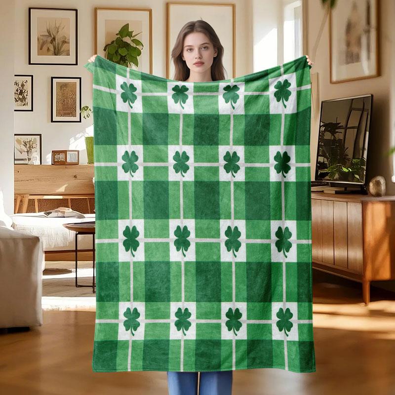 Lucky Four Leaf Clover Pattern - Flannel Blanket, Great for Sofa, Office and Bed, Nap Blanket Gift Halloween Christmas 130x150cm