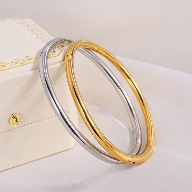 Unisex Titanium Steel Bracelet: Fashionable, Simple, Versatile, Non-Fading Hand Jewelry