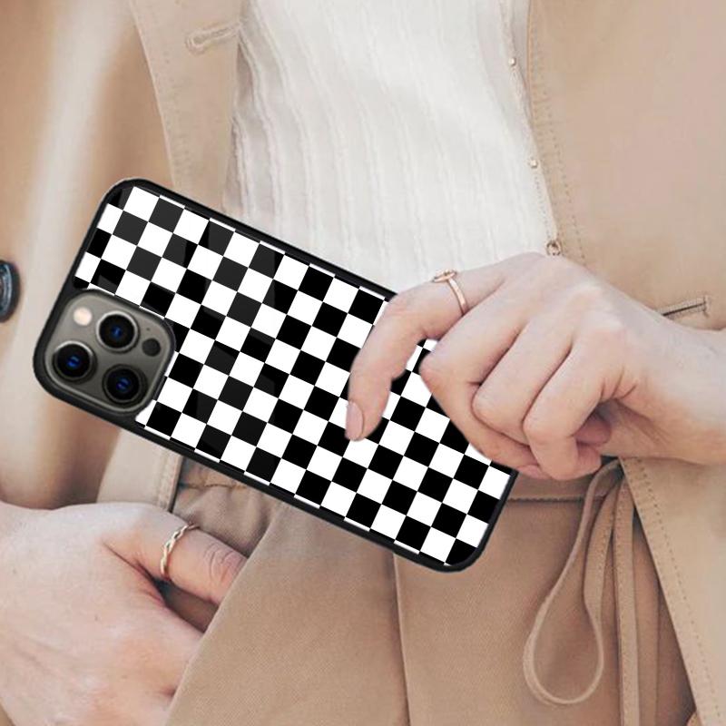 Checkerboard Mustard Yellow Magnetic Phone Case For APPLE iPhone 17 Air 16 14 13 12 Pro Max 15 Plus Wireless MagSafe Cover