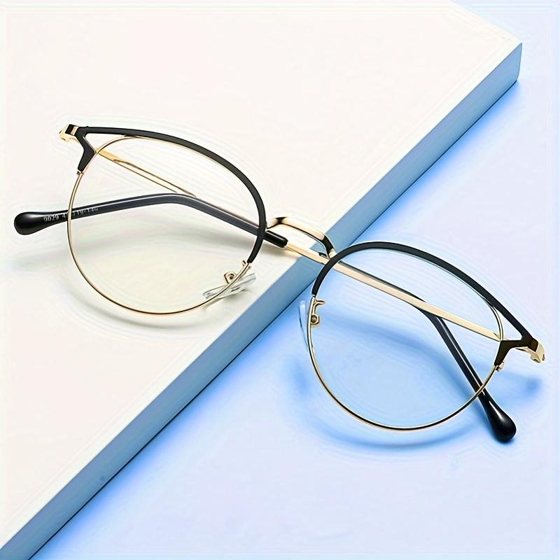 1Pcs New Style Retro Metal Glasses Frames For Men And Women Fashionable Glasses Lenses Anti-Blue Light Automatic Color Change