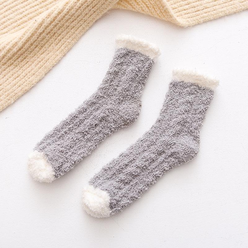 Kadın Mercan Polar Uzun Konçlu Çoraplar - Sonbahar & Kış Uyku ve Konforu için Kalın, Sıcak Orta Konçlu.