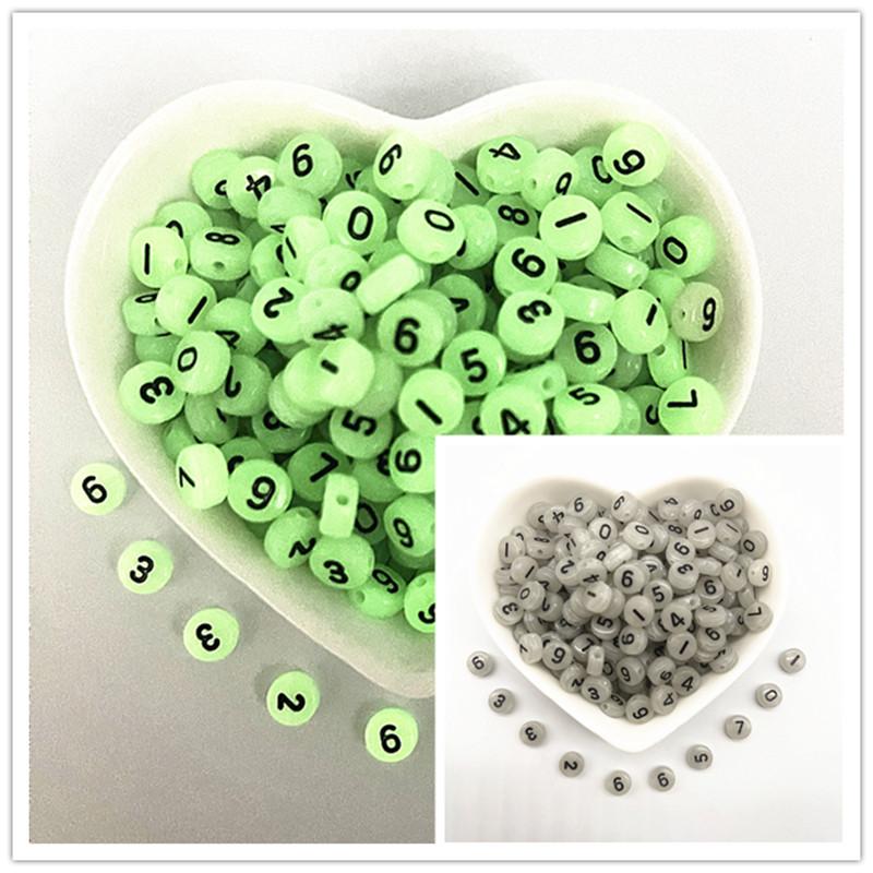 100 Stück 7x4mm A-Z Leuchtende Perlen Buchstabenperlen Acryl Abstandshalter Perlen Für Schmuckherstellung DIY Anhänger Armband