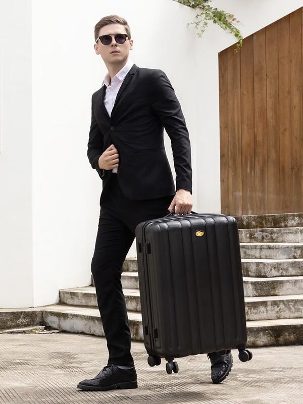 MGOB PC Hardshell Luggage