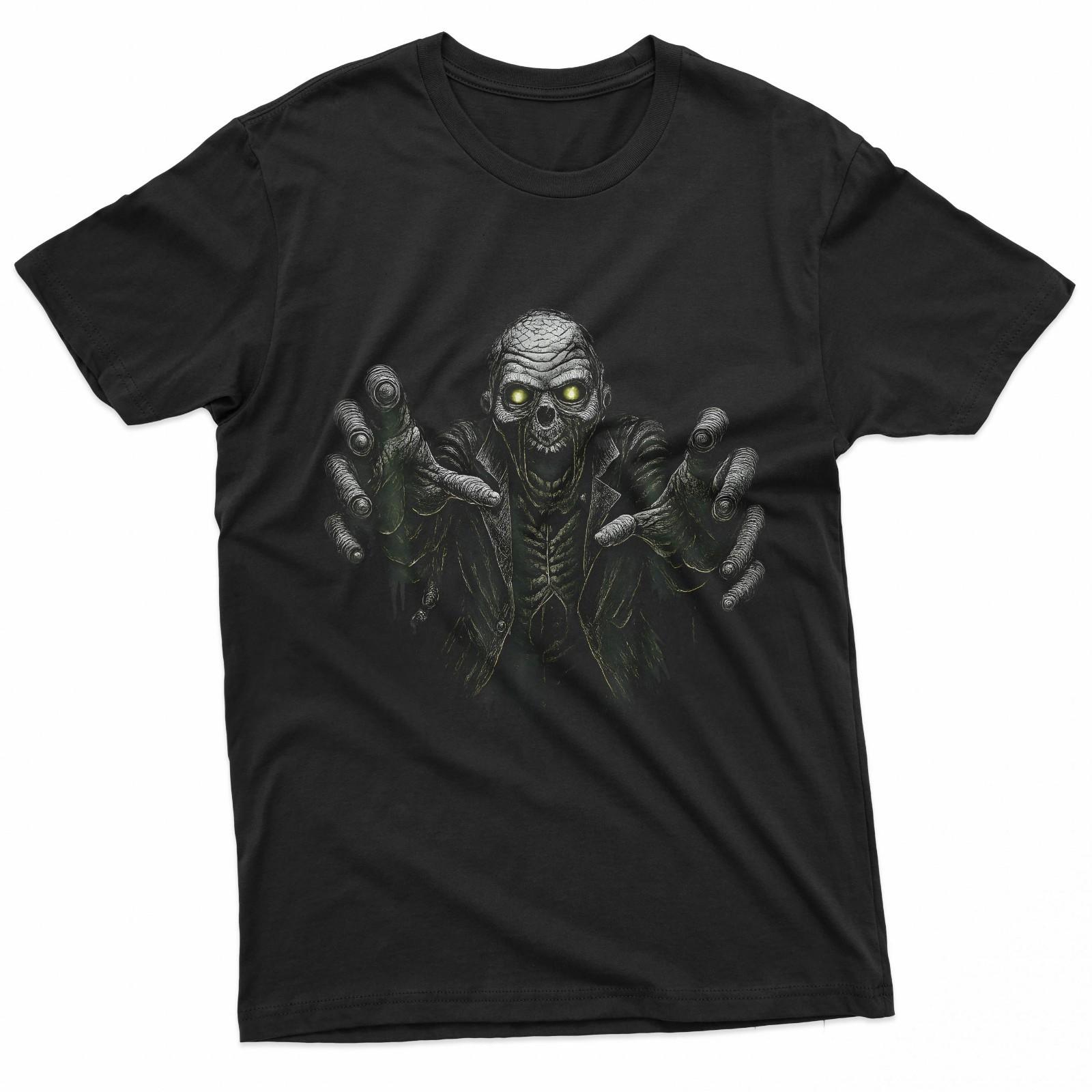 Horror Zombie Undead Ghoul Reaching Out Scary Monster Design T-Shirt Unisex T-Shirt XL