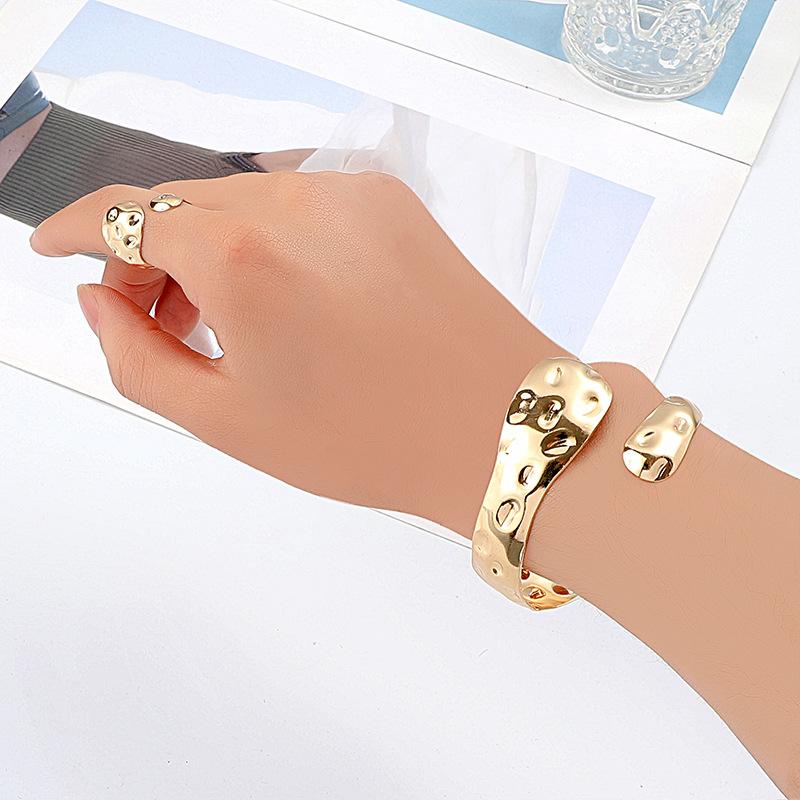 Exaggerated snake design bracelet jewelry snake opening adjustable ring set women