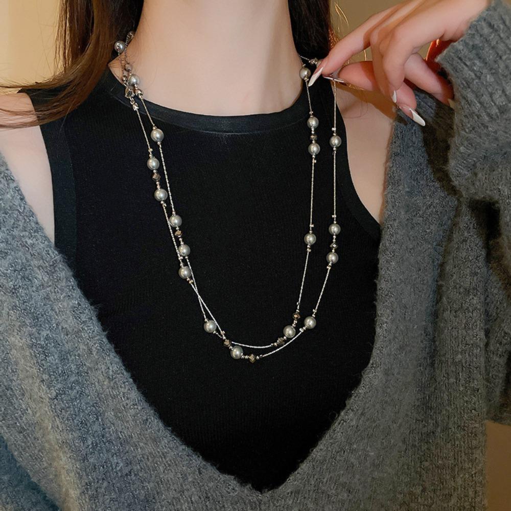 Diamond-encrusted Flower Geometric Pearl Necklace Temperament Light Luxury Sweater Chain French Retro Necklace Autumn and Winter