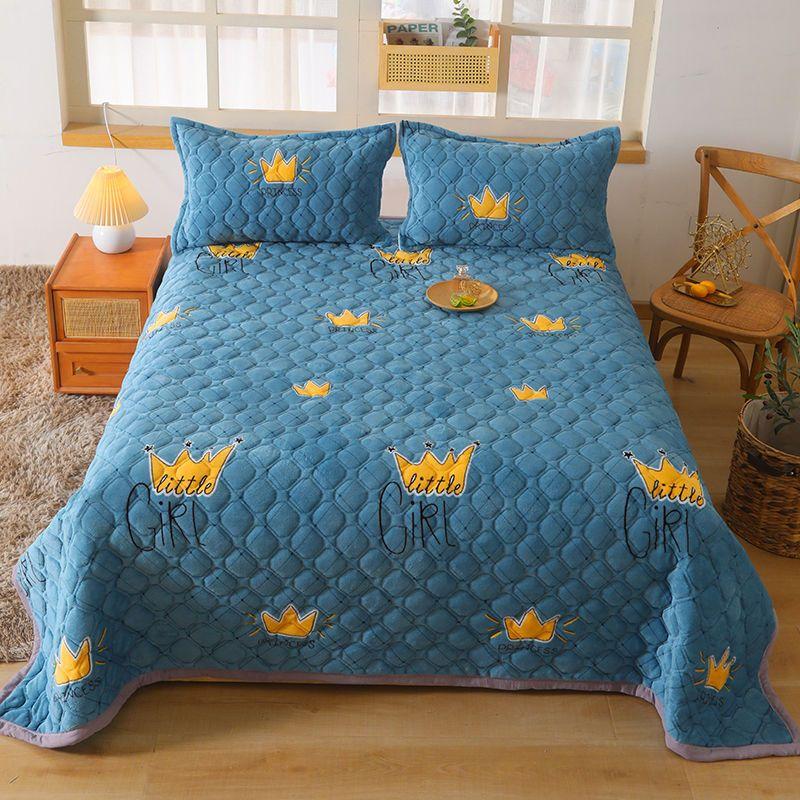 

Фланелевое трехслойное стеганое одеяло Зимняя простыня Плюс бархат и хлопок Теплая простыня из кораллового флиса Односпальное и двуспальное Осенне-зимнее одеяло S