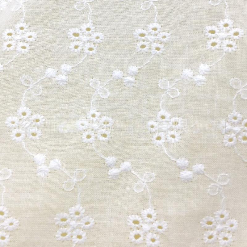 100x130cm Tessuto di Cotone Bianco Ricamato con Occhielli Pizzo di Cotone Materiale per Cucire Vestiti, Al Metro 23 stili