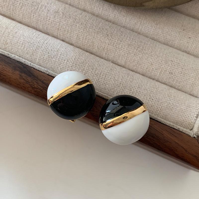 Ball Enamel Stud French Drip Glaze Atmospheric Light Luxury High Sense Retro Contrasting Color Splicing Round Ball Women