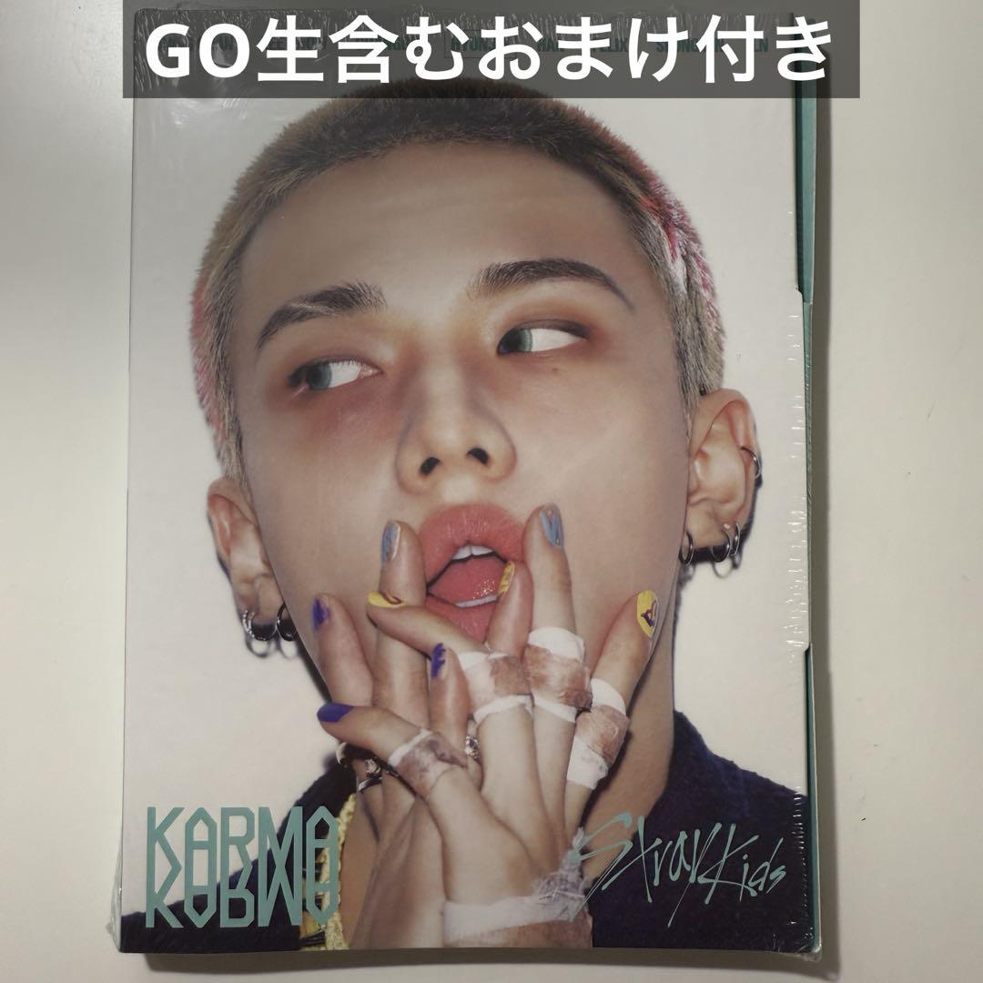 

[USED] Bonus included Karma opened accordion Hyunjin