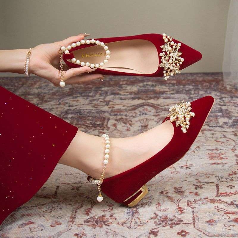 Bridal wedding shoes Xiuhe wedding shoes high heels thick heels women's 2025 new burgundy Xiuhe clothes toasting wedding shoes